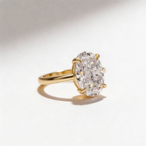 Oval Cut Ring - Pixie